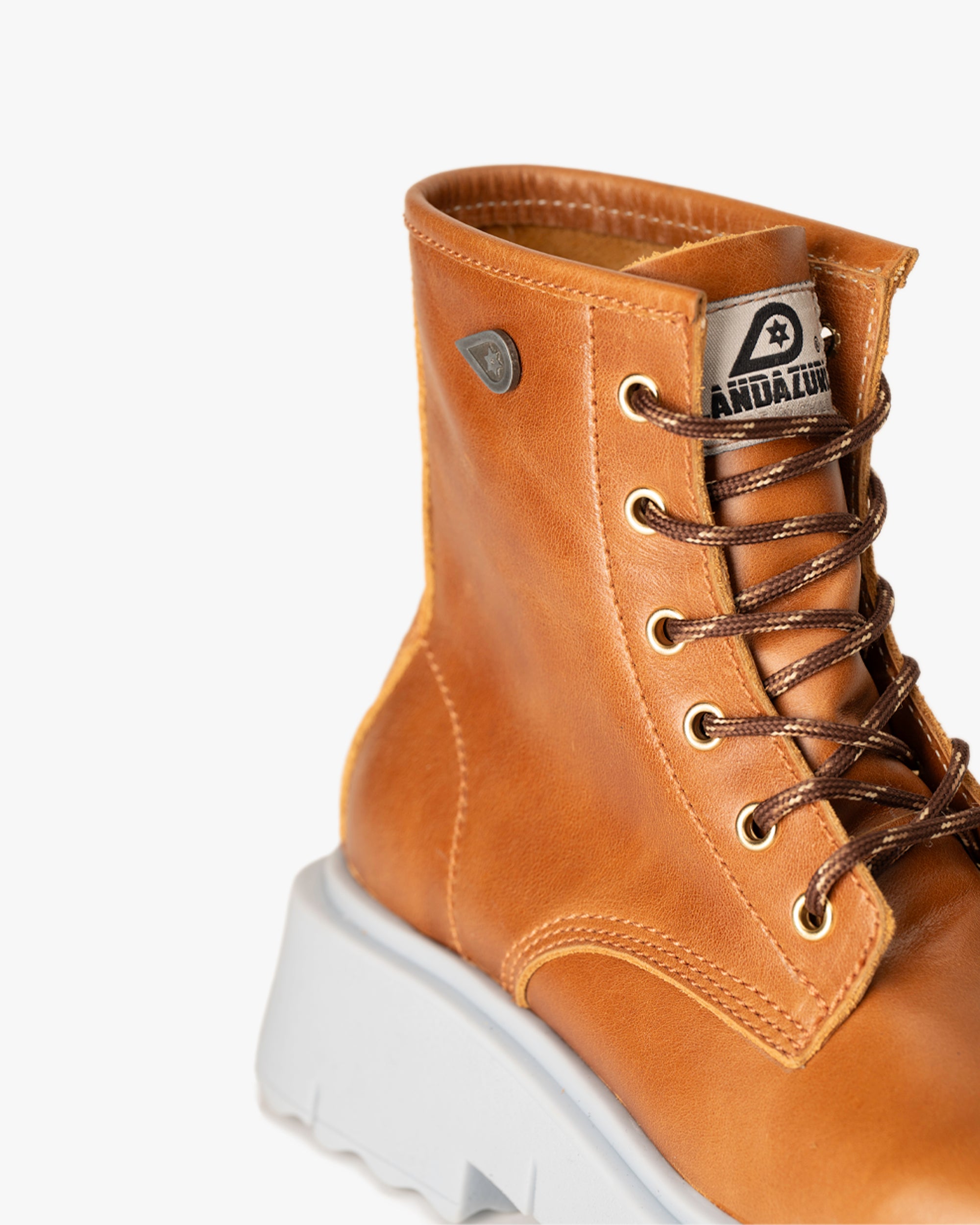 Botín Cuero Atenea Café Celeste Landazuri