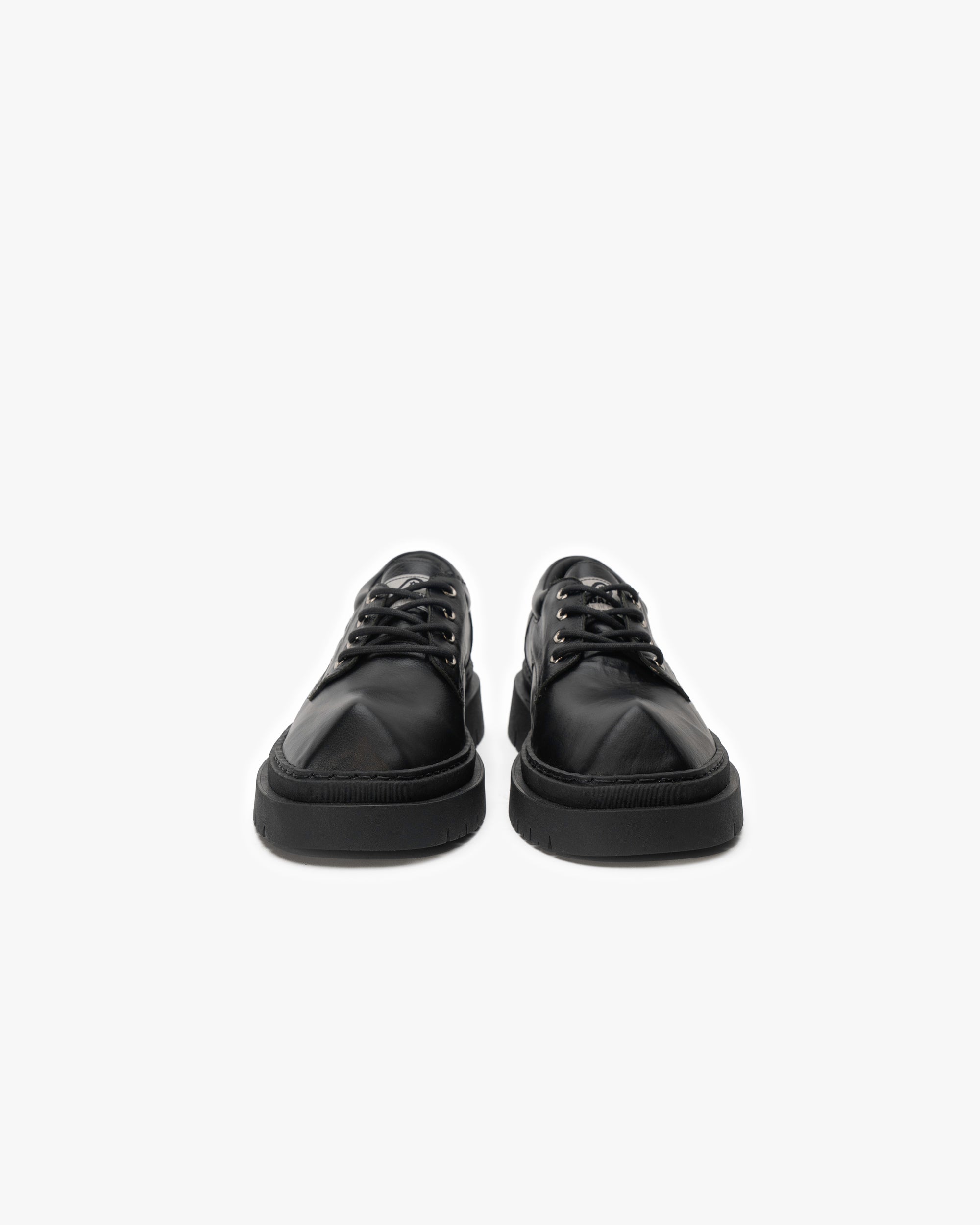 Zapato Cuero Rinho Negro Caviar Landazuri