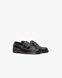 Zapato Cuero Tabi Brush Off Morado Landazuri