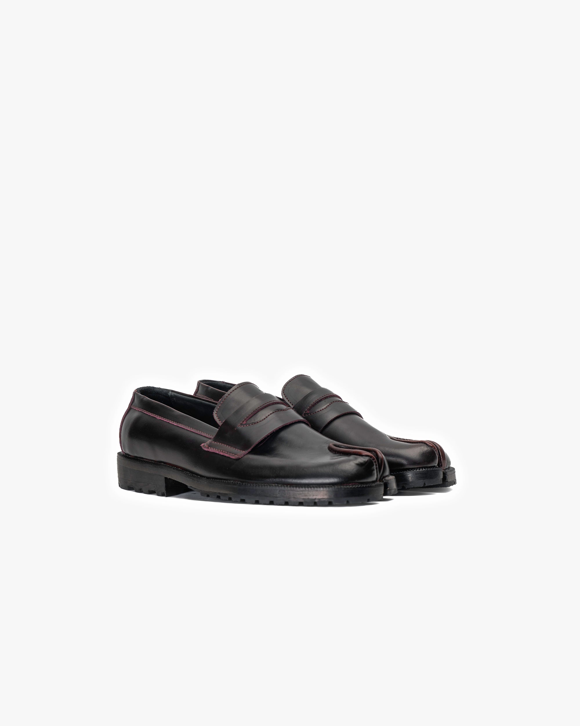 Zapato Cuero Tabi Brush Off Morado Landazuri