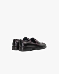 Zapato Cuero Tabi Brush Off Morado Landazuri