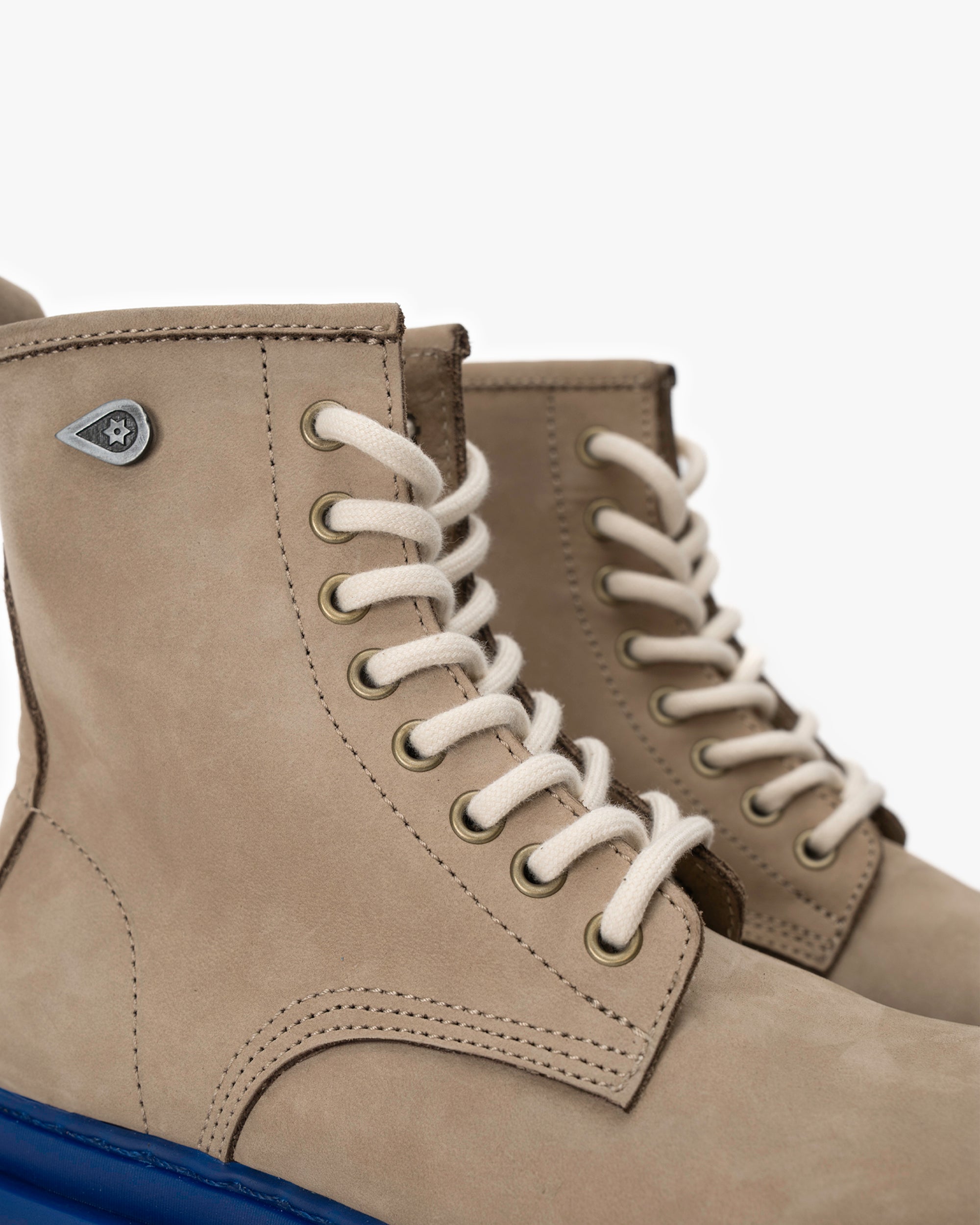 Bototo Cuero Priss Arena Landazuri